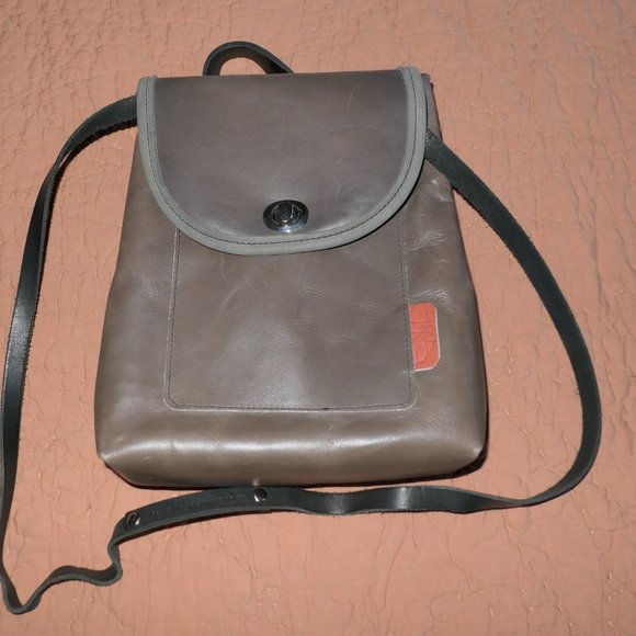 Leather Backpack/Cross-Body Bag - Picture 5 of 5